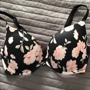 PINK Victoria’s Secret Bra